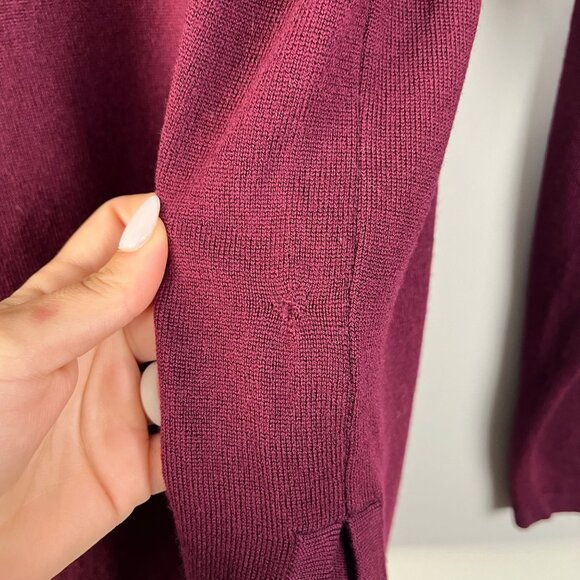 Henri Bendel New York 100% Extra Fine Merino Wool Maroon Red Sweater Men's Sz. M - Picture 7 of 7